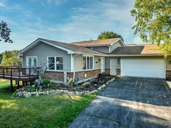 1476 Chadbourne Dr, Davis, IL 61019