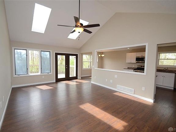 3rd image of 31 Arlington Ave
