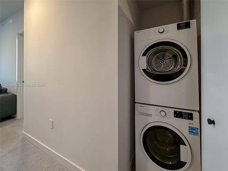 121 NE 5th St #2211 — Photo 24