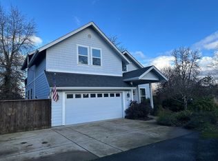 743 Nottingham Ave, Eugene, OR 97404
