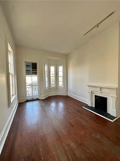 1 bed, 933 sqft, $1,635 — Photo 4
