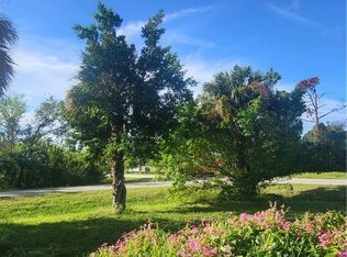 8305 McDaniel Dr, North Fort Myers, FL 33917