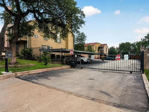 3678 Hidden Dr. #904, San Antonio, TX 78217
