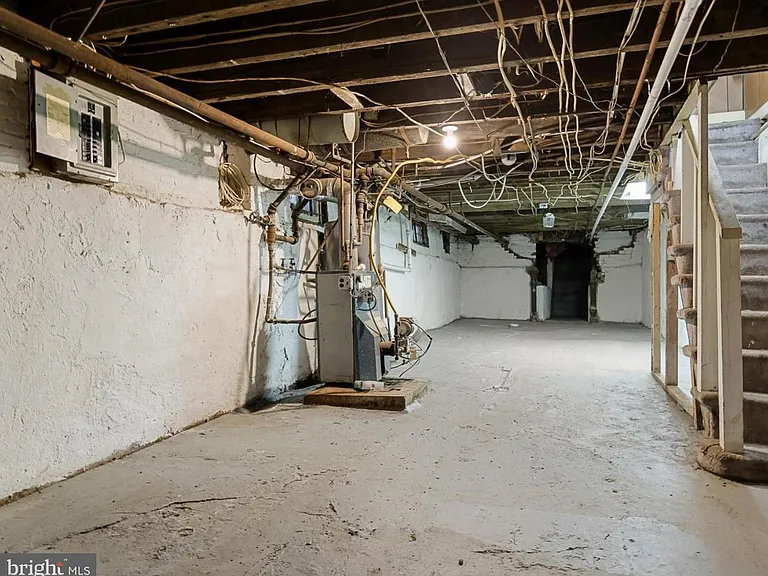 428 Penn St #1 — Photo 11