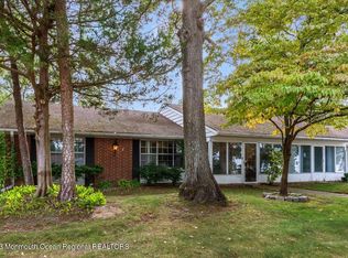 510A Portsmouth Dr, Lakewood, NJ 08701