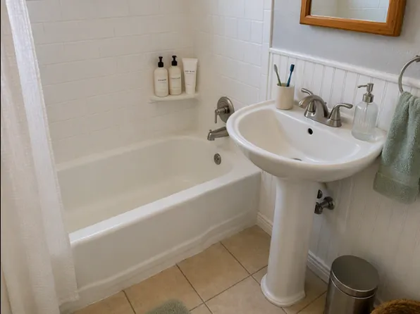 1621 W 228th St APT B, Torrance, CA 90501