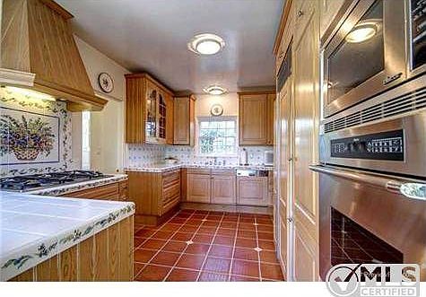 5th image of 215 W Palm St