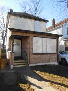 14610 133rd Ave, Jamaica, NY, 11436