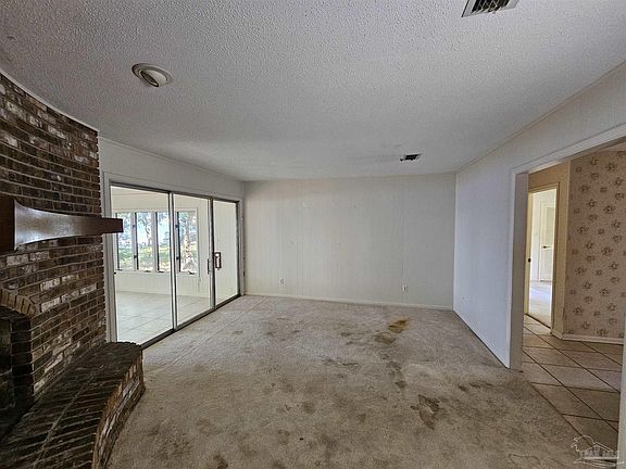 4th image of 4164 Sandy Bluff Dr W