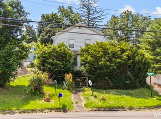 2 Nooks Hill Rd, Cromwell, CT 06416