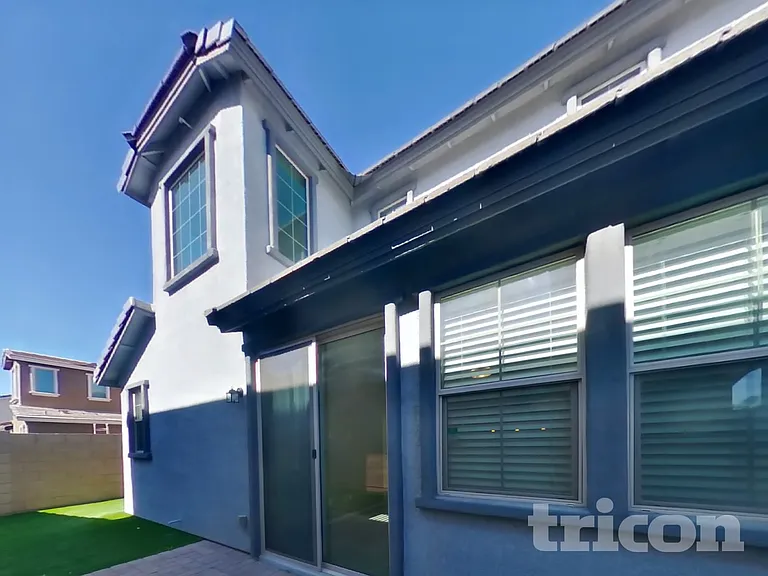 323 N 56th Pl — Photo 17