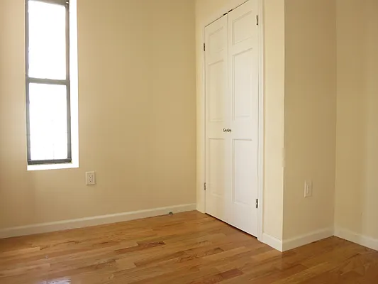 Rented by Crosstown Apartments NYC | media 10