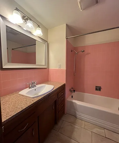 1157 East Ave — Photo 27