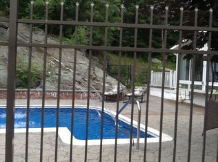 46 Dexter Rock Rd, Lincoln, RI 02865