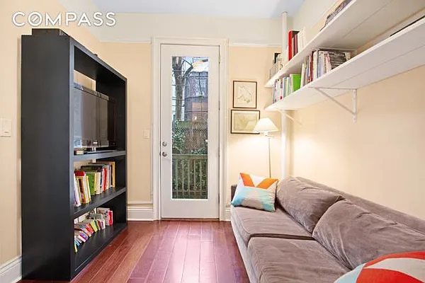 Sold by Compass | media 8