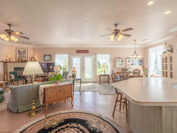 3450 Adobe Dr, Santa Clara, UT 84765
