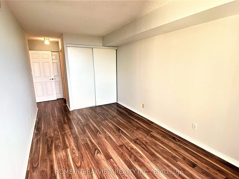 18 Hillcrest Ave #1708 — Photo 10