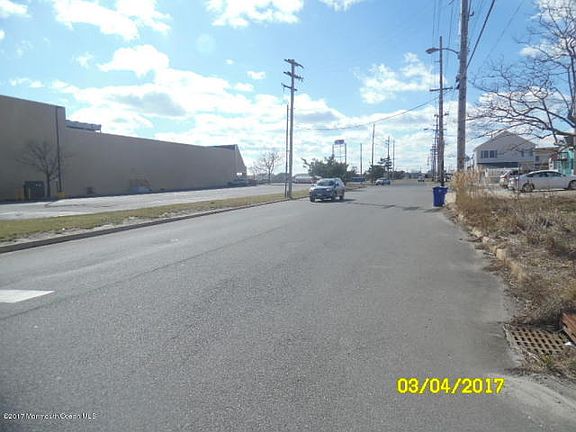 5th image of 1615 Washington Ave