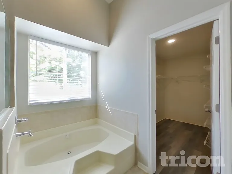 873 Silversmith Cir — Photo 8