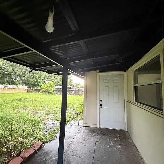 2827 S Park Ave — Photo 15