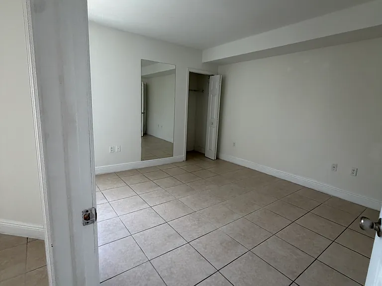 6357 SW 8th St #606 — Photo 10