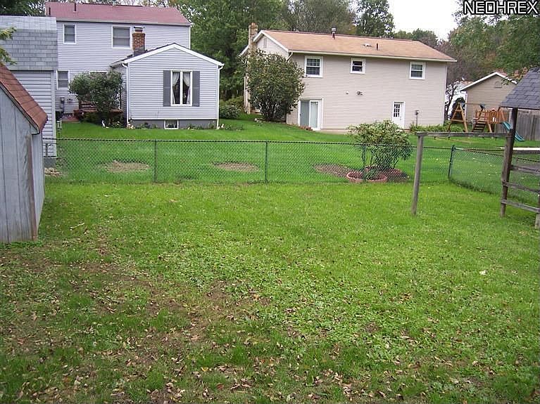 2nd image of 442 Stonewood St