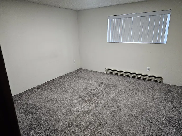 11023 Greenwood Ave N #4 — Photo 9