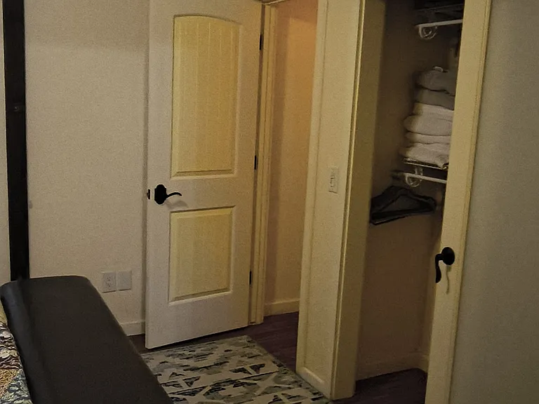 314 S Leroux St #4 — Photo 7