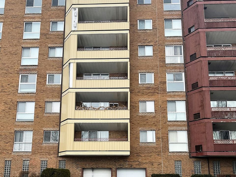 1st image of 200 Park Ave APT 324