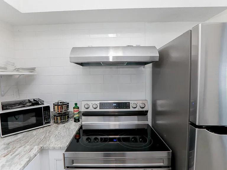 1278 W Ocean View Ave #B — Photo 8