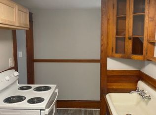 96 W Bow St APT E, Franklin, NH 03235