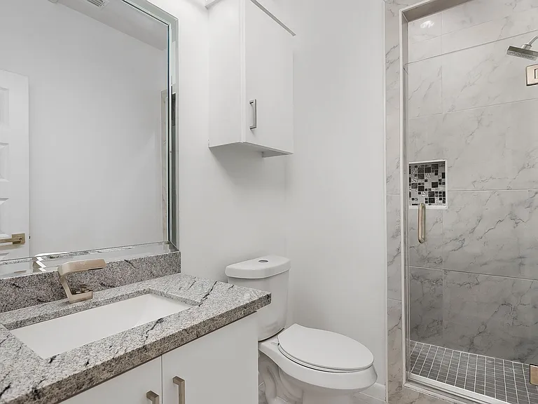 1412 E Hibiscus Ave #4 — Photo 6