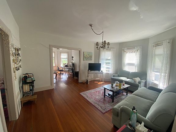 4th image of 14 Belair Ave Floor 2