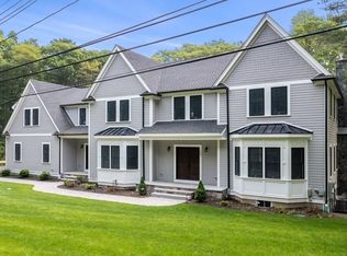 127 North St, Lexington, MA 02420