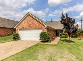 5560 Donald Dr, Southaven, MS 38671