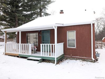 3401 N Center Rd, Flint, MI, 48506