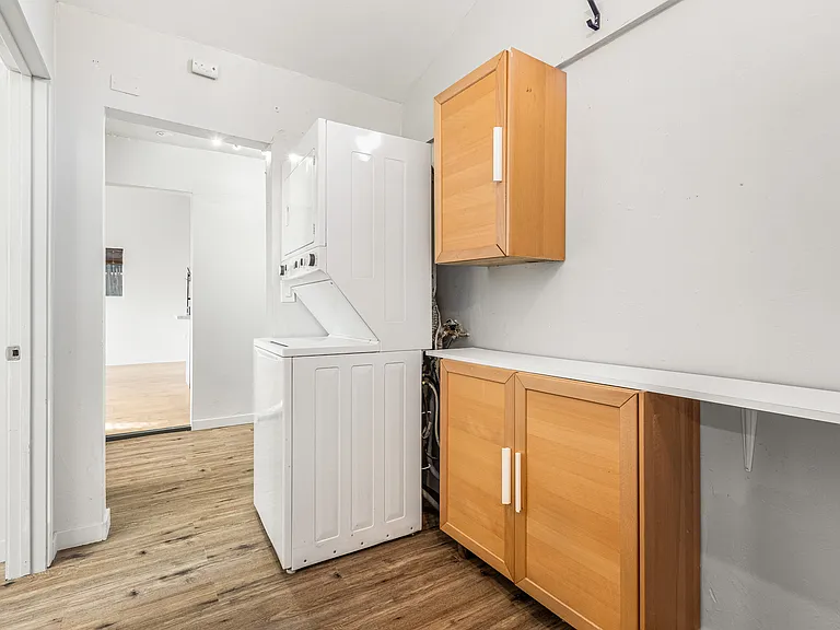 506 Palomar Ave — Photo 15