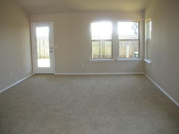 2nd image of 1032 SW 158th St
