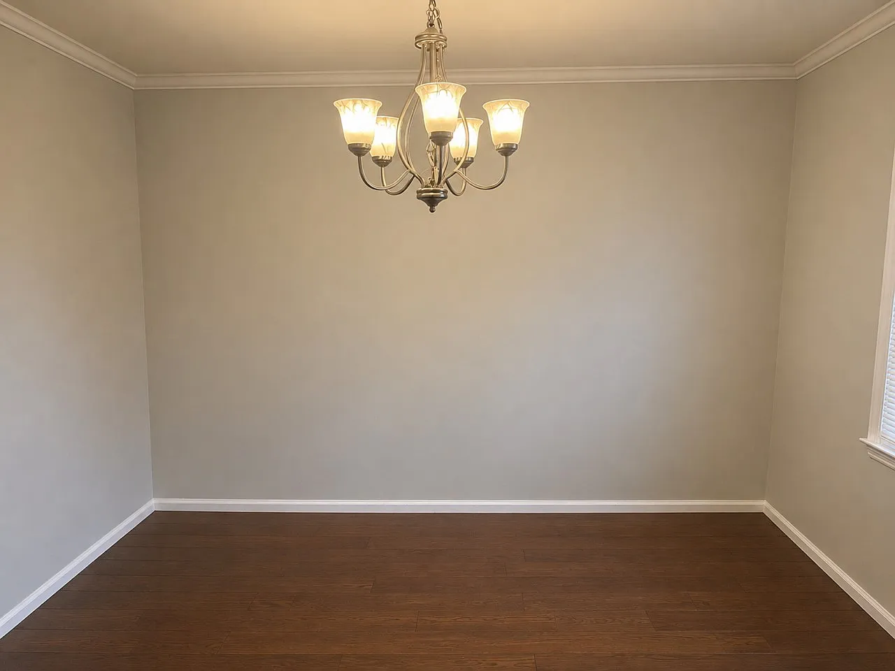 3 bed, 1699 sqft, $2,100 — Photo 4