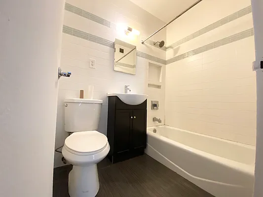 Rented by EastMount Realty LLC | media 23