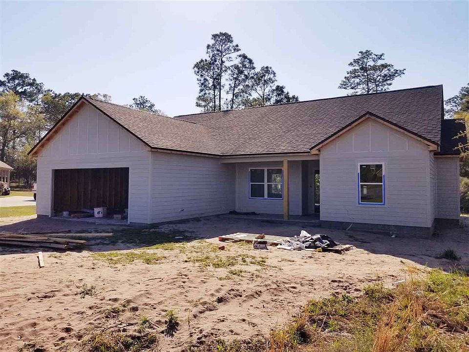 1st image of 10 Blackberry Ln