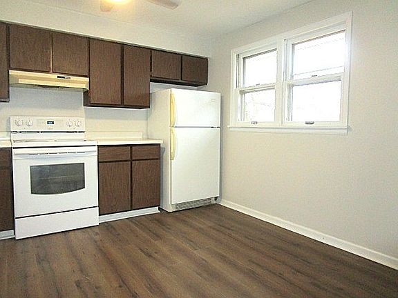 5th image of 105 Paradise Ct #10639744
