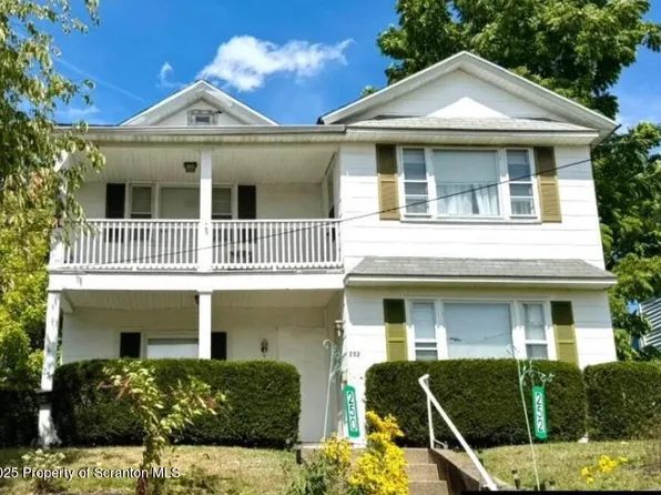 250-252 Hickory St, Peckville, PA 18452