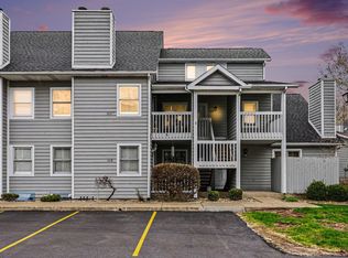 1527 N Oakhill Dr, South Bend, IN