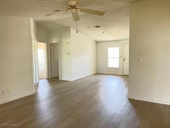 4th image of 26191 Bonita Fairways Cir