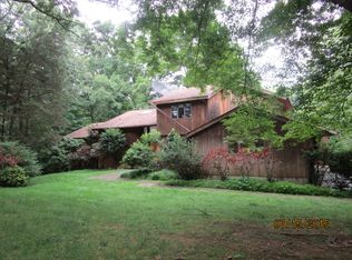 17 Steeple Chase Road, Greenwich, CT 06831