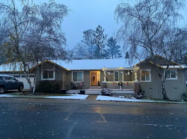 140 Sierra Mesa Pl, Auburn, CA 95603