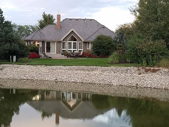 3rd image of 22111 Stanford Cir