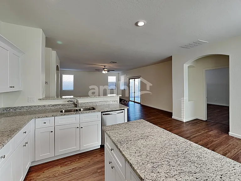 2975 E Merlot St — Photo 4