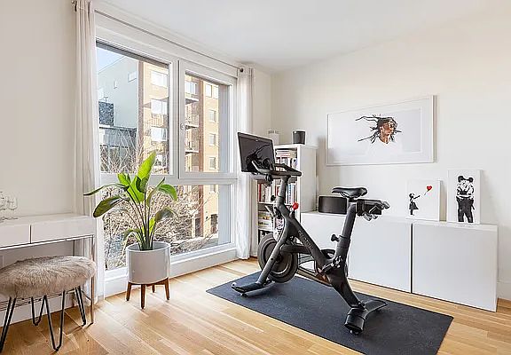 5th image of 138 Sackett St APT 3A